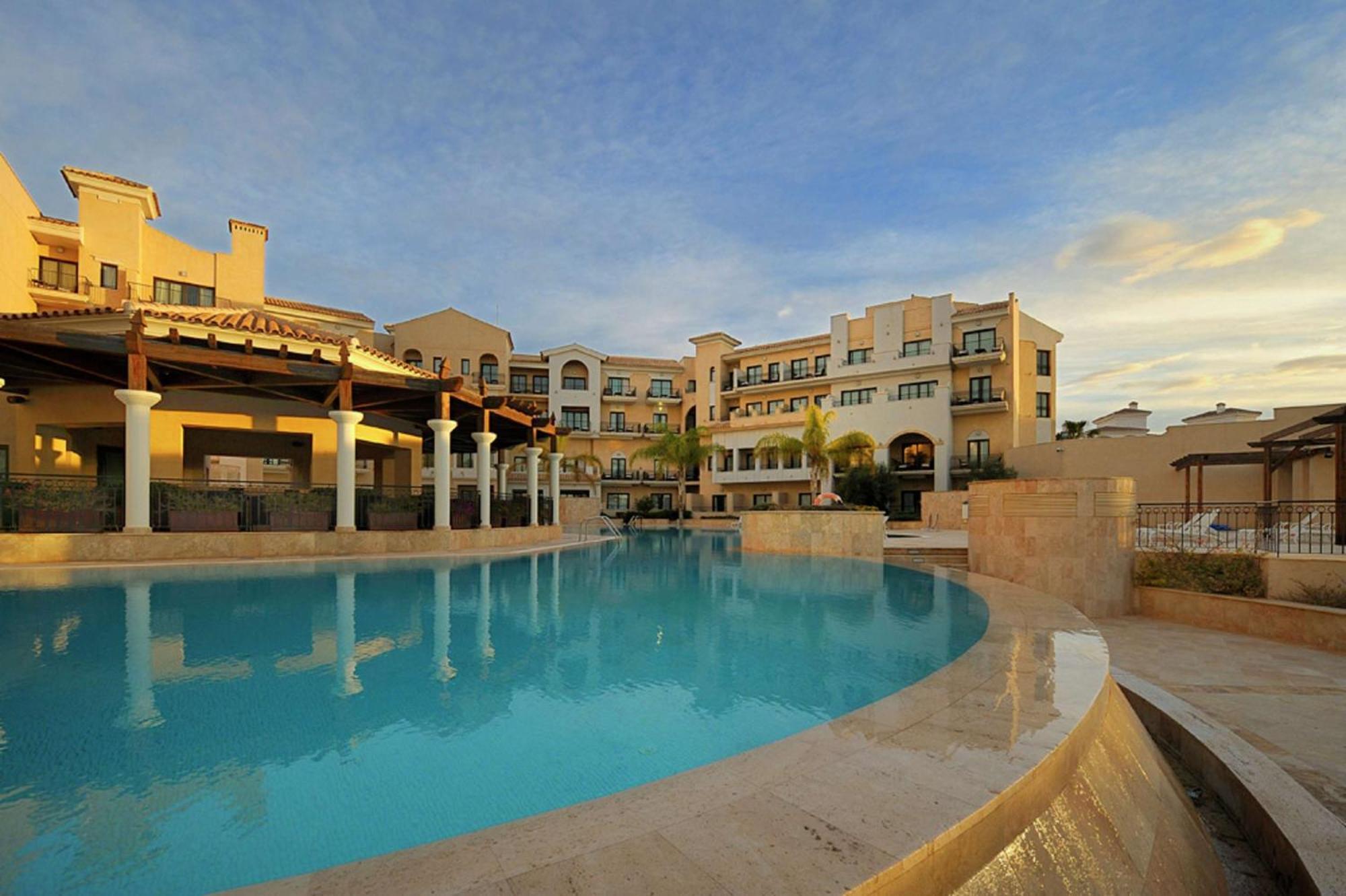 Doubletree By Hilton La Torre Golf Resort Roldán Exterior foto The Westin La Paloma Resort & Spa